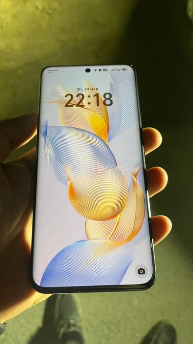 Honor 90 8+5оперативка 256 гб