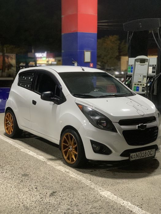 Diska sotiladi 205 45 R17 holati ideal operativni boltlari bn beraman