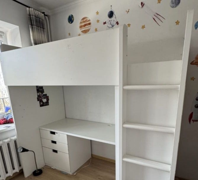 Двухъярусные кровати с рабочим местом