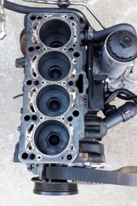 Motor bloc cbab Passat Golf Audi A4 03L021AH pistoane vibrochen baie
