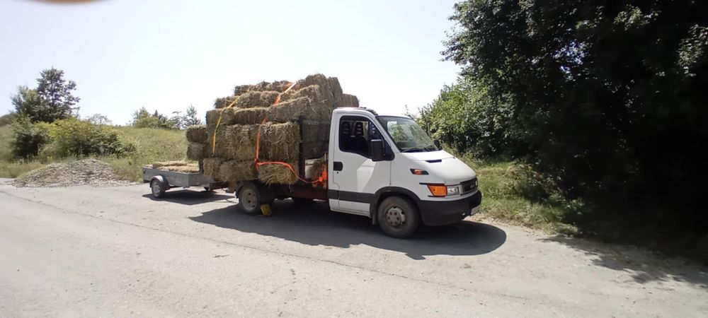 Транспортни услуги със самосвал с кран