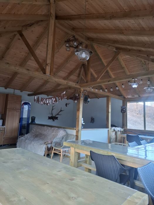 Cabana+teren la munte