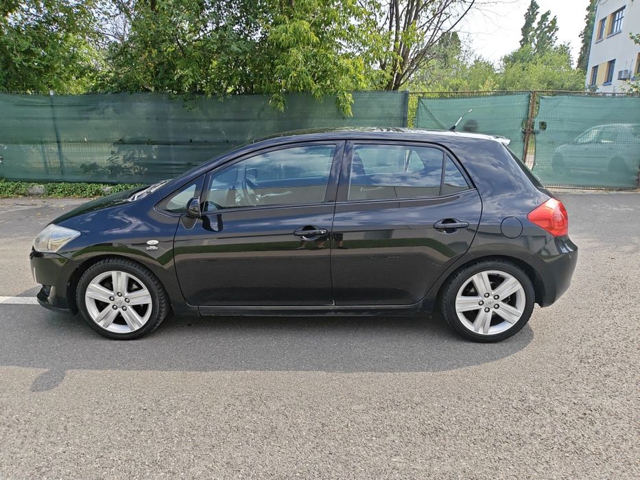 Toyota Auris Facelift  2.0 D Exclusive Stare Perfecta  Variante