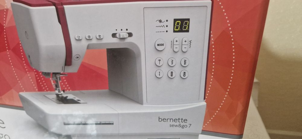 Продается новая швейная машинка