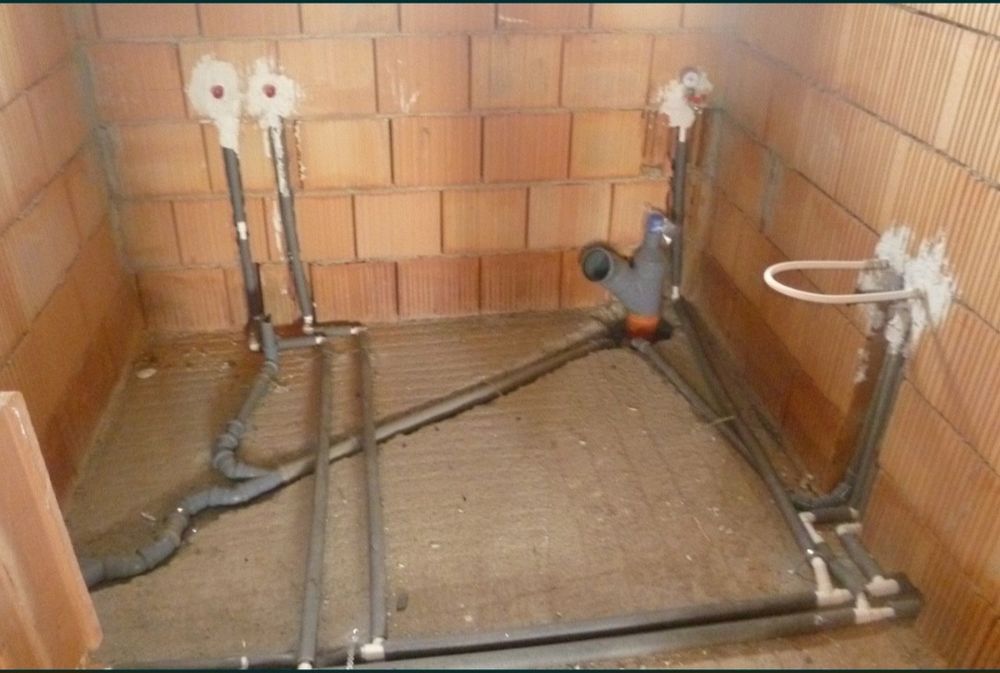 Instalator tehnico sanitare si de gaze !