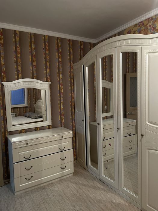 Спальний гарнитур кровать с матросом