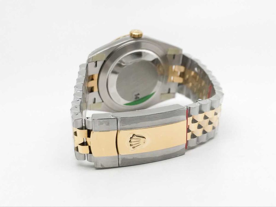 Rolex Datejust 41 – Жълто злато / Черен циферблат / Jubilee – реални снимки