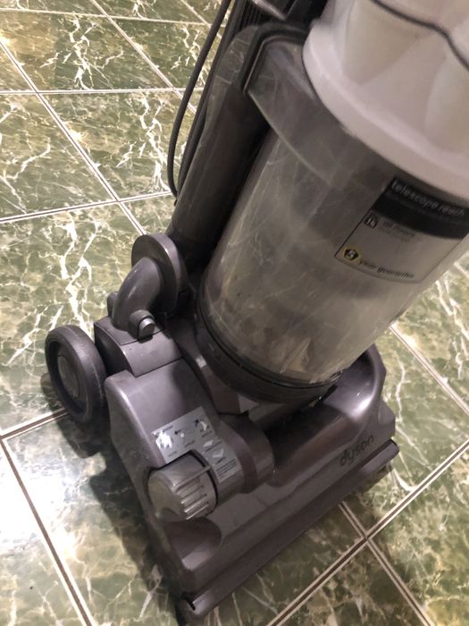 Dyson DC14 Dyson DC14