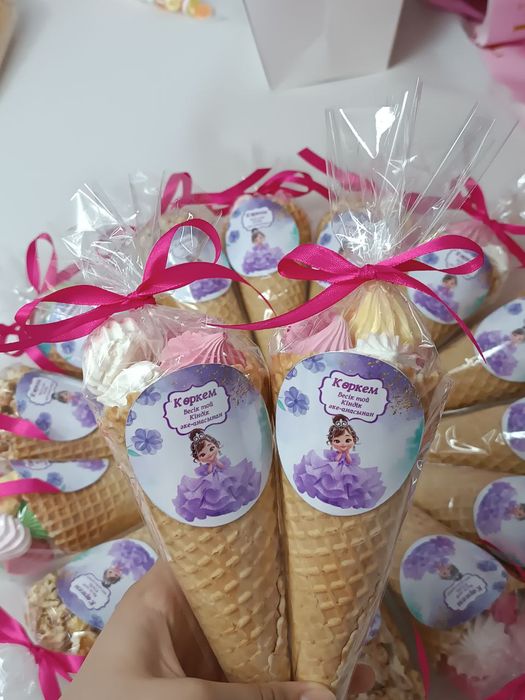 Букеты из сухофруктов Тойбастар Банбоньерки Сьедобные букет Подарок