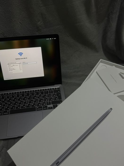 Продается Mackbook Air M1