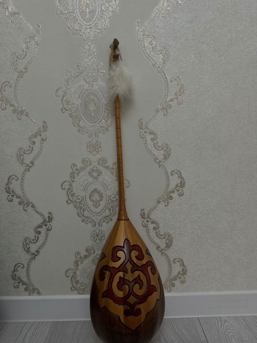 Домбыра сатылады