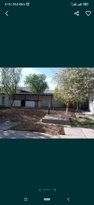 Уй сотилади (ховли) Карши шахри марказида, икки этажли. Пишган гиштдан