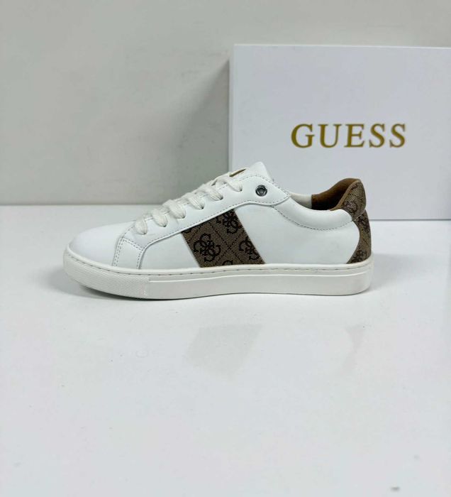 Guess Toda  Semi