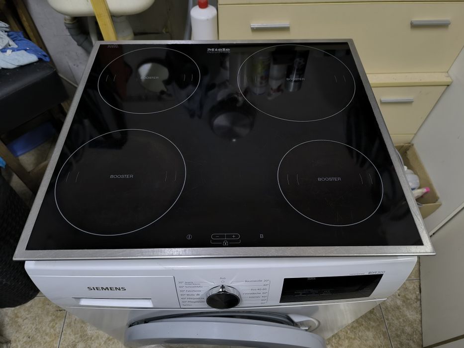 Индукционен плот Miele KM 5722 EDST