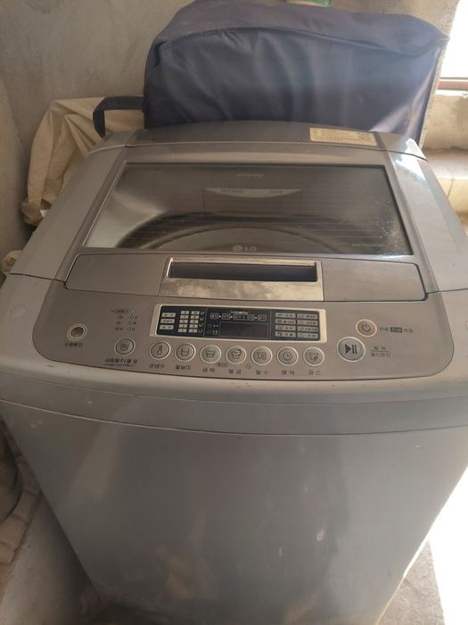 Срочно кирювиш мошинаси сотилади.