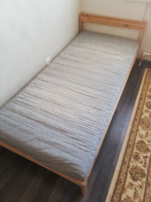 Кровать подростковая