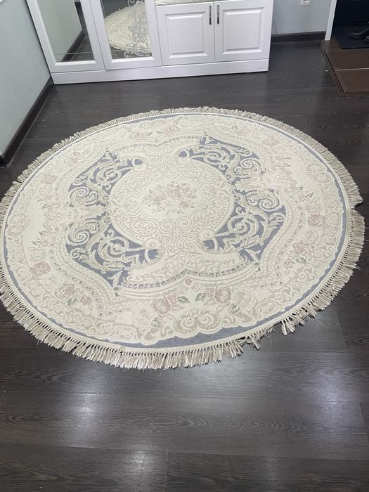 Продам б/у Ковер