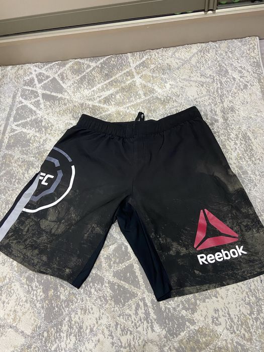 Продам вещи и кроссовки