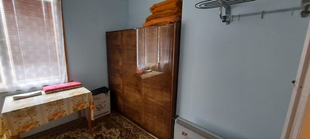 Продавам етаж от къща село Давидково