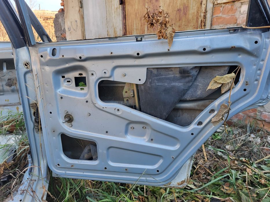 Двери ВАЗ 2114. Ваз2115. Ваз2109. Ваз21099