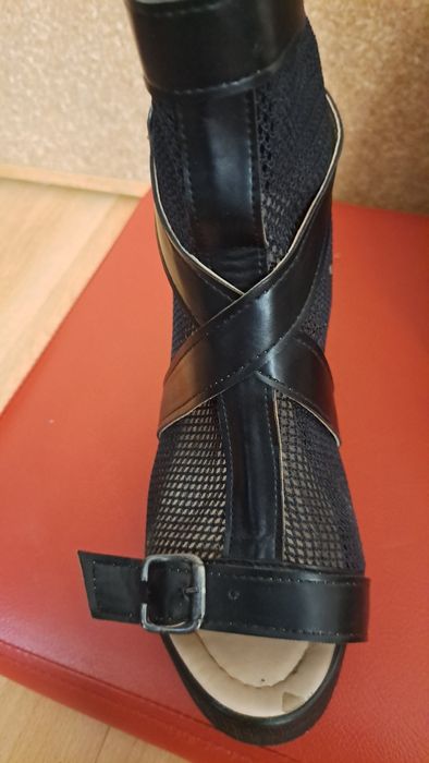 Дамски летни боти