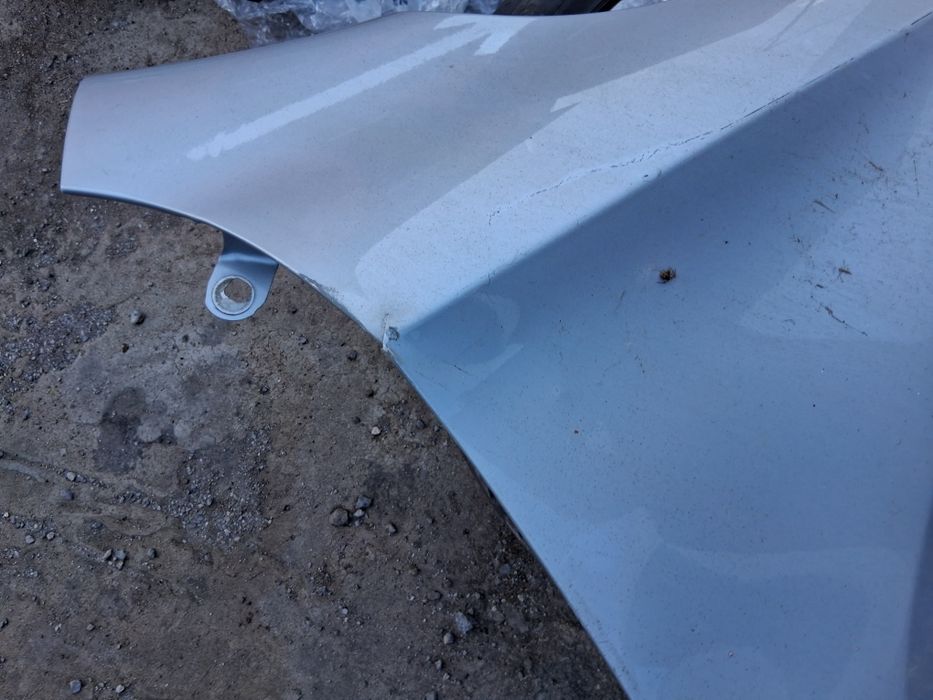 Мерцедес ЦЛА калник десен