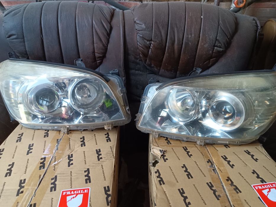 Тойота Рав 4 2010