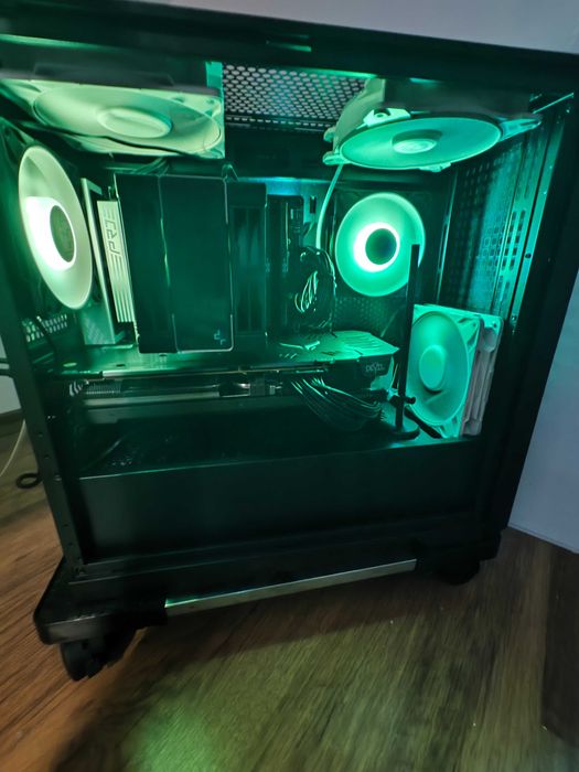 Ryzen 7 7800X3D | 6700 XT | 32 GB RAM | 1TB NVMe