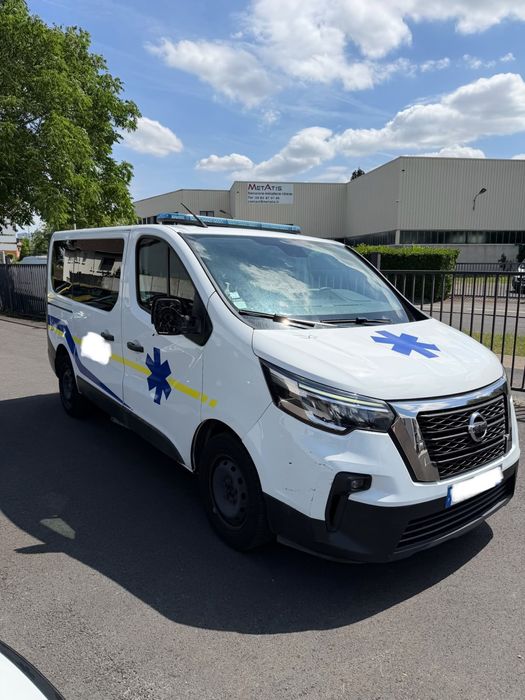 Nissan Primastar ambulanta