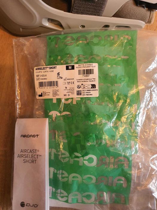 Orteza / Gheata Ortopedica Aircast Airselect short O1ES - marimea