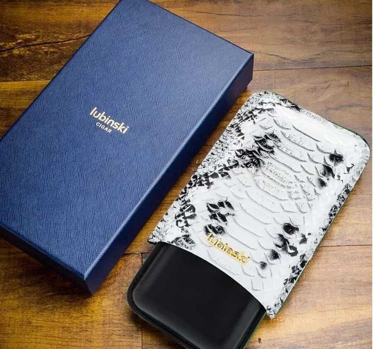 Lubinski кожен калъф за 3 пури, кожа тип питон