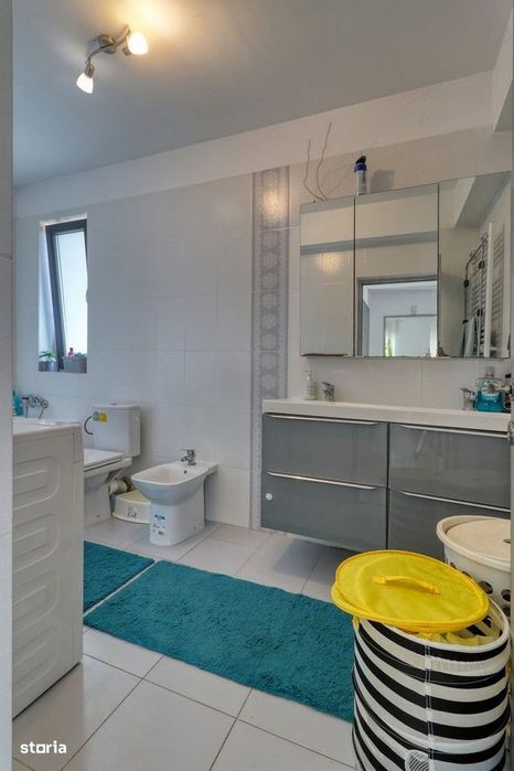 Tunari- Vilă individuală -4 camere si gradina-