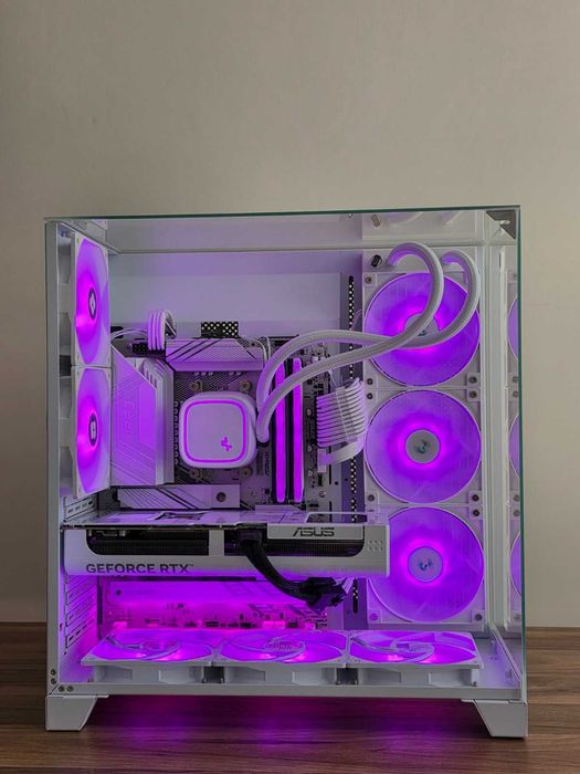 Нов | Ryzen 7 7800X3D | RТX 5070 | 32 GB RAM | NVMe | Геймърски