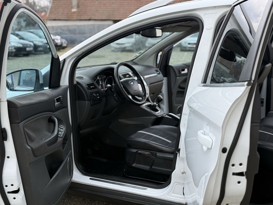 Ford Kuga 2.0 TDCi 4X4 11/2009 135 CP SE POATE IN RATE