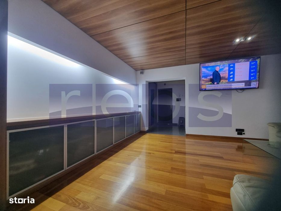Vanzare 3 Camere -  Semidecomandat - Mall Vitan