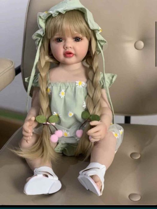 Даставка бесплатная. Кукла девочка