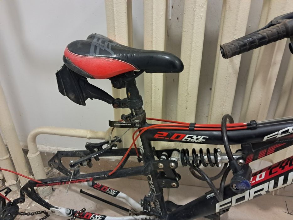 Продам велосипед Forward  без колес.