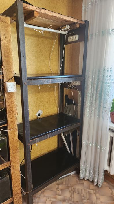 Аквариумная стойка