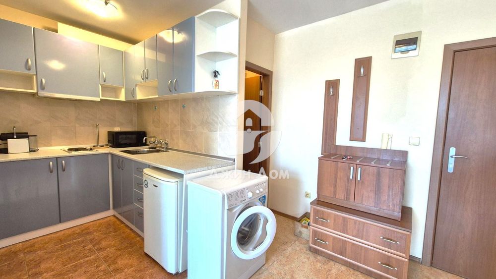 Продава се Двустаен апартамент в к.к. Слънчев бряг - 67 кв.м за 1060 €/кв.м - Снимка #2