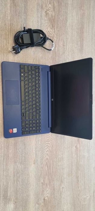 Лаптоп HP 15s-eq1035nu