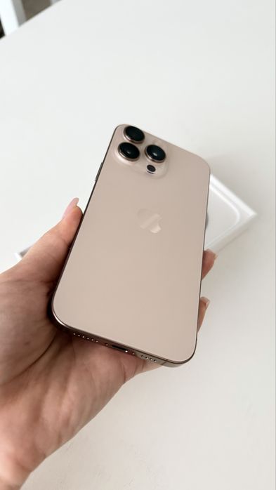 Продам iPhone 16ProMax