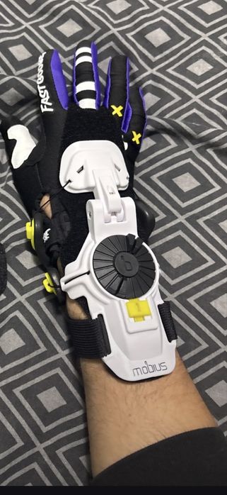 Защита Кисти эндуро