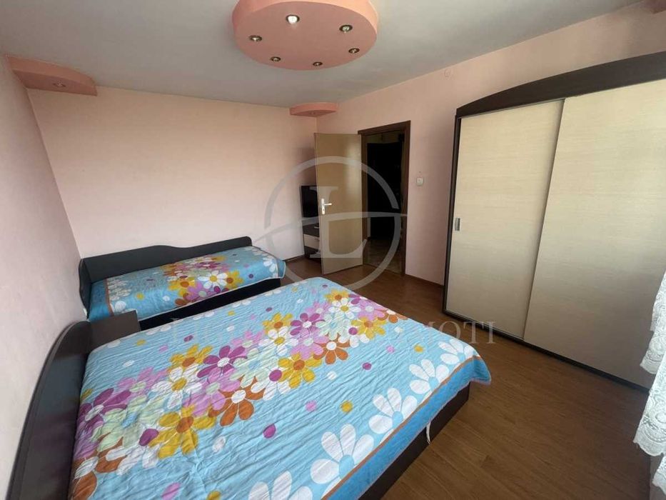 Реф. 2195 Обзаведен Тристаен Стария Град