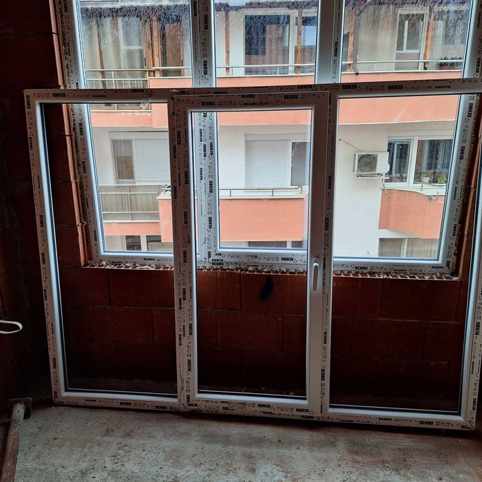 Дограма Рехау нова