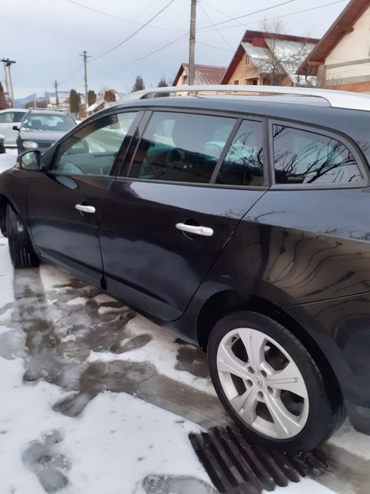 Dezmembrez Megan 3 2011 1.5dci 110cp