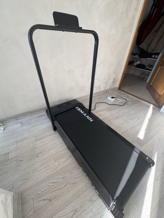 Продам беговую дорожку