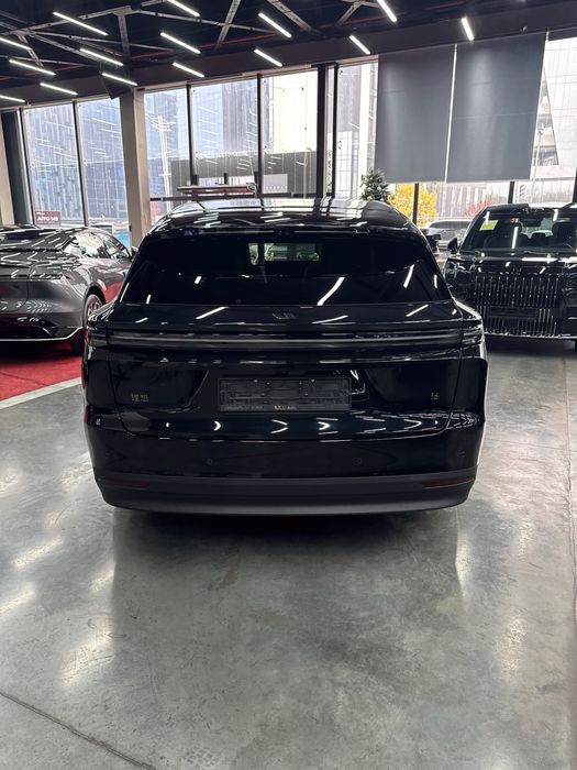 Lixiang i6 720км 2025