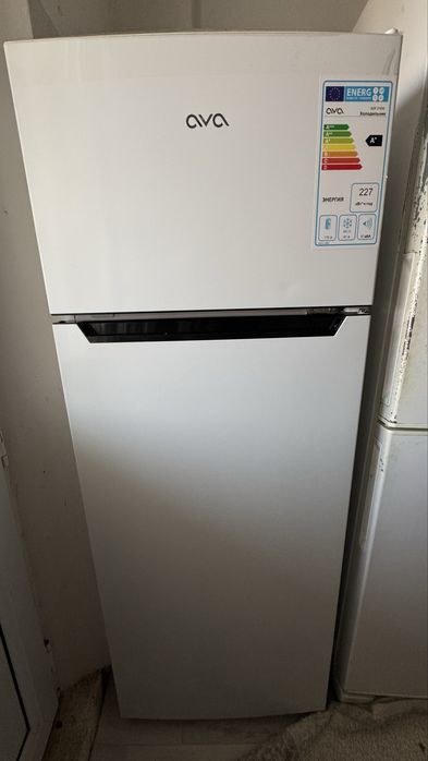 Б/У холодильник 2025 года покупки