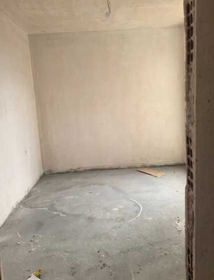 Продава се Тристаен апартамент в Пловдив, Център - 101 кв.м за 749 €/кв.м - Снимка #2