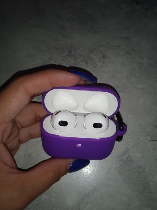 Наушники airpods